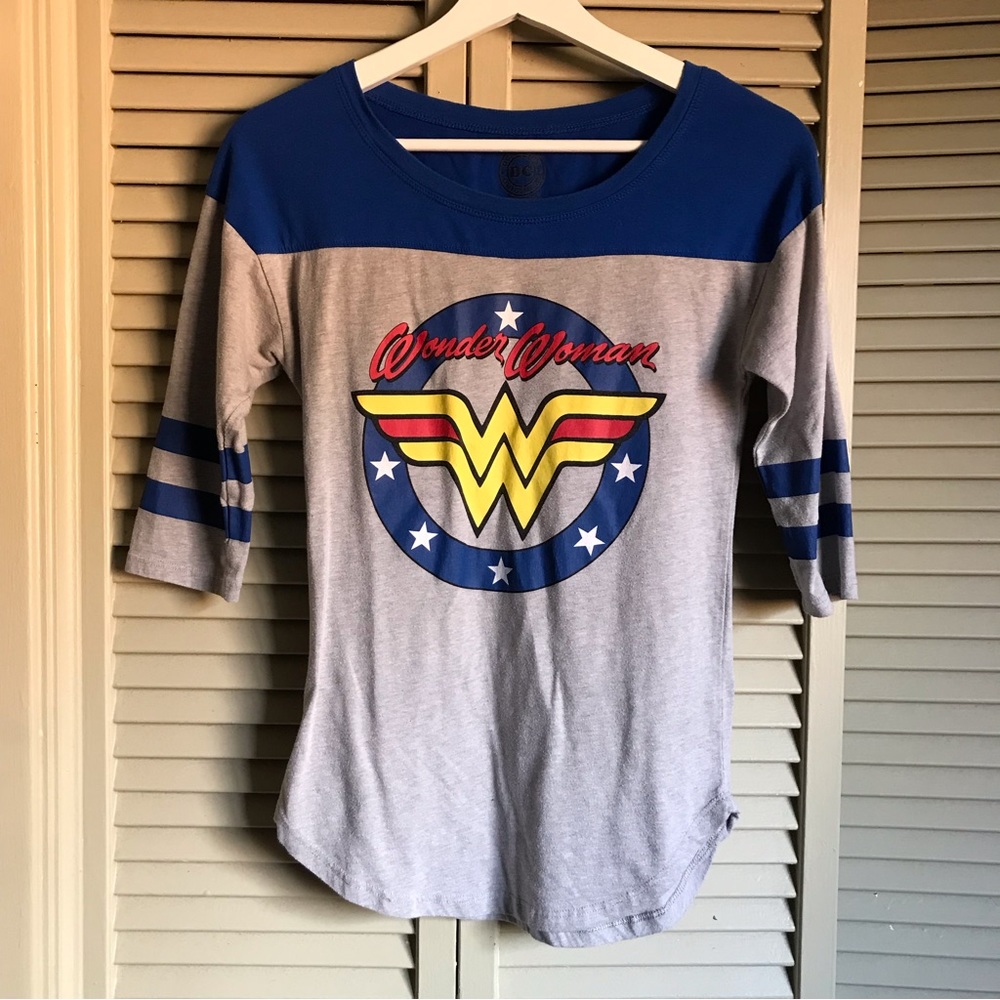 Dc comics Wonder Woman top